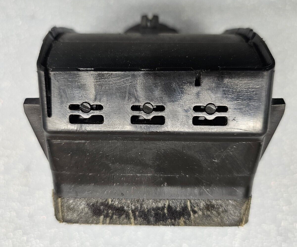 🔥08-10 Chrysler 300 Center A/C Heater Air Vent Filter Outlet Duct Grille Black