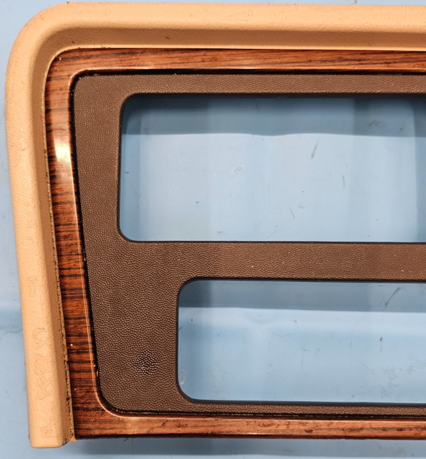 🔥03-06 Escalade Dash AM FM Radio Bezel Trim Instrument Panel Assembly woodgrain