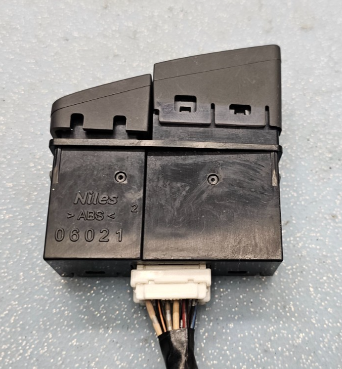 🔥10-17 Suzuki Swift Flasher Hazard Relay Warning Light Switch Assembly Black