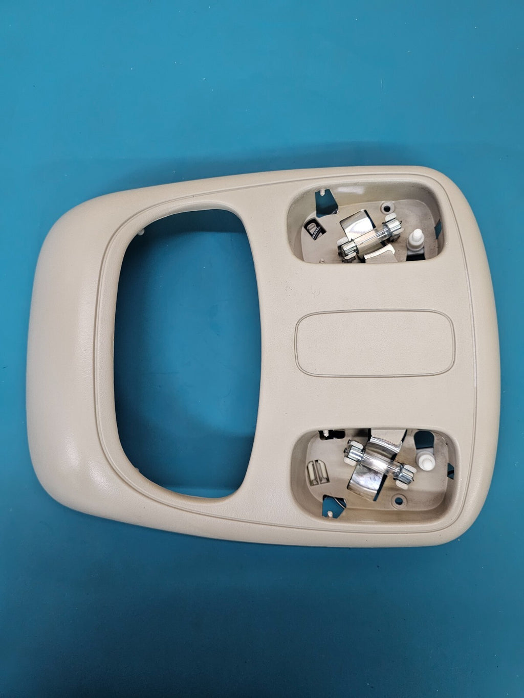 02-05 Dodge RAM Overhead Console DOME Light Roof Storage Compartment LT GRAY 05