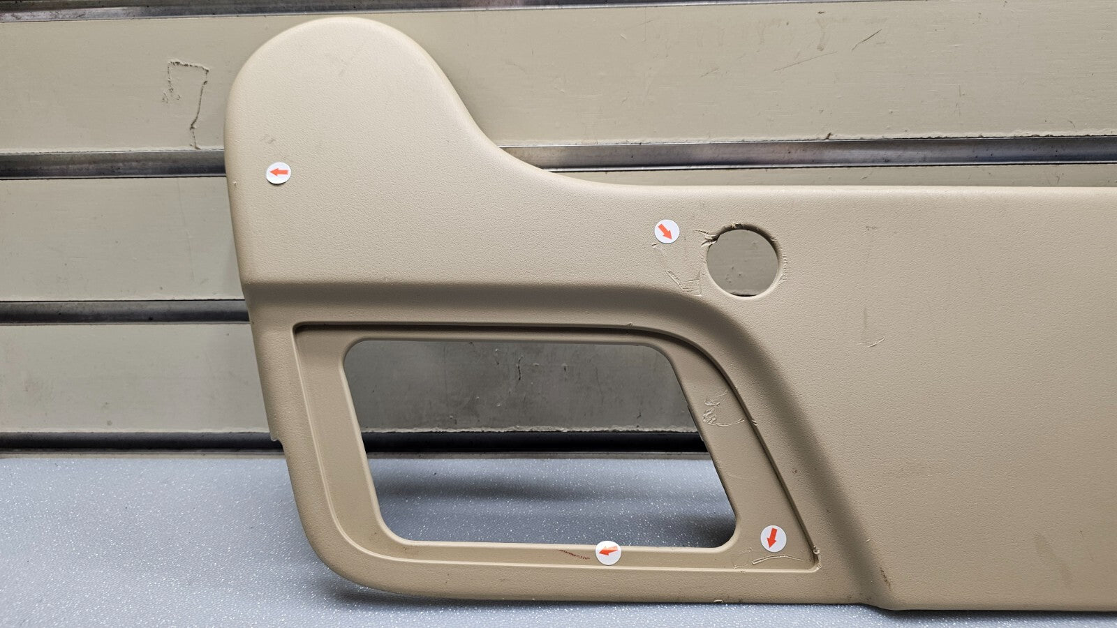 🔥07-14 Silverado Sierra Front Right Passenger Saet Switch Trim Cover Panel Tan