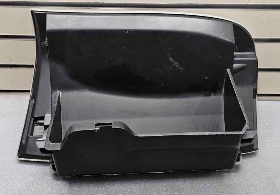 🔥08-11 Impreza Dash Glove Box Storage Compartment Trim Housing Panel LT GRAY