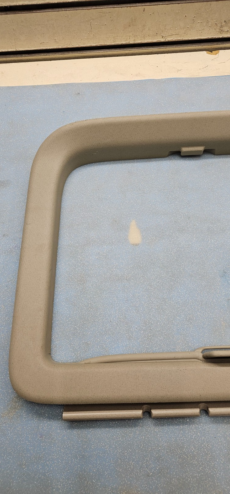 🔥06-09 Jeep Commander Right Passenger Side Rear Window Trim Molding Panel TAN 