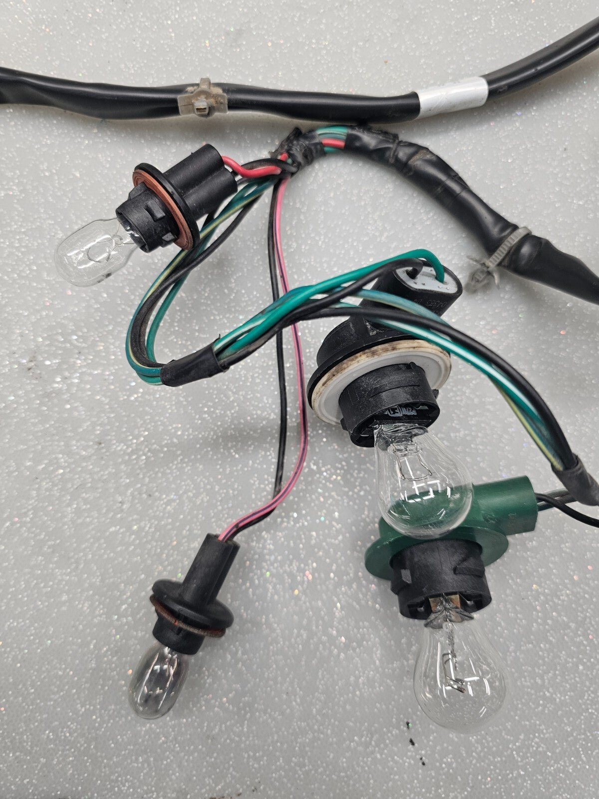 04-15 Nissan Titan Rear Tail Light Break Light Lamp Wiring Harness AssemblyLH/RH