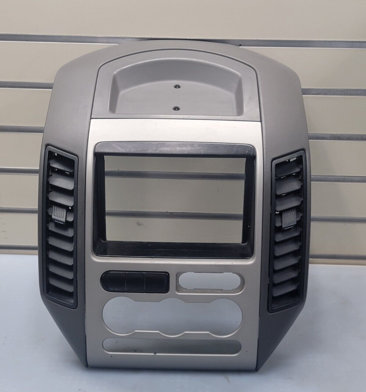 🔥2007 - 2010 Ford Edge Center Dash Bezel Radio Storage Climate Control / Vents