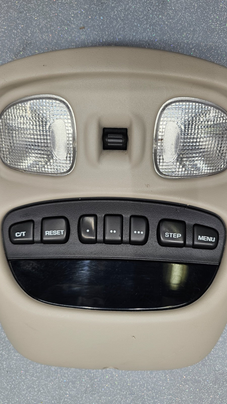🔥99-04 Grand Cherokee Overhead Console Dome Map Light Storage Assembly TAN
