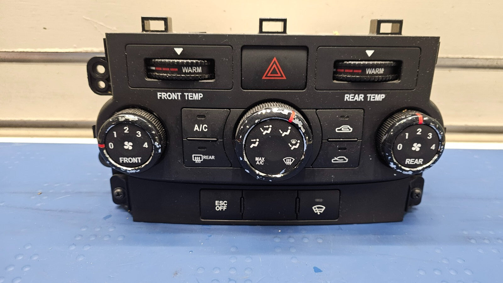 🔥06-14 Kia Sedona Dash Mounted A/C Heat Manual Temperature Climate Control