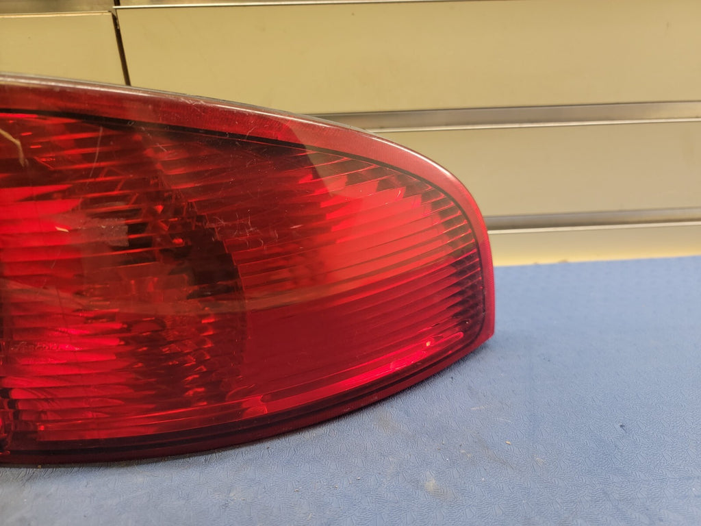 🔥2001-2006 Dodge Stratus PASSENGER RIGHT Side Tail Light Taillight Oem L21SU