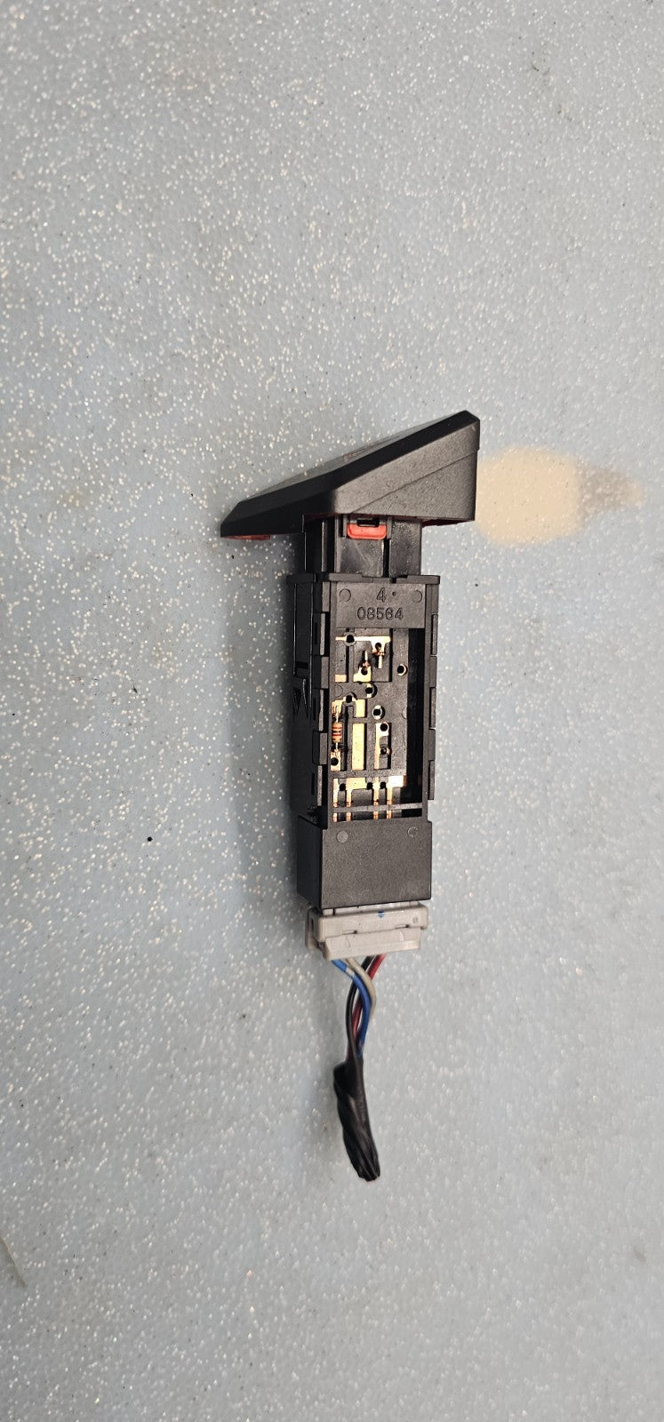 🔥11-14 HYUNDAI SONATA GLS HAZARD Emergency Flasher Switch Assembly Black OEM