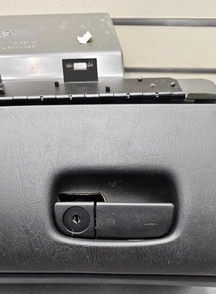 99-05 Deville Dash Glove Box Storage Compartment Assembly Instrument Panel Black