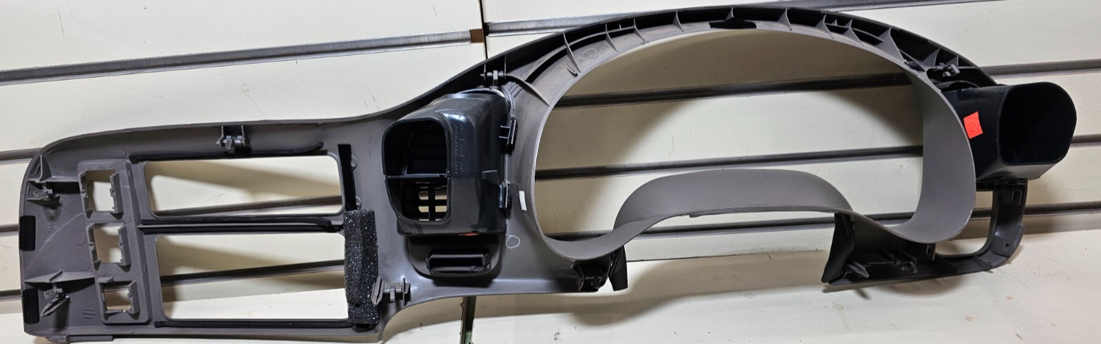 🔥95-05 Astro Safari Dash Instrument Cluster Speedometer Trim Bezel Gray