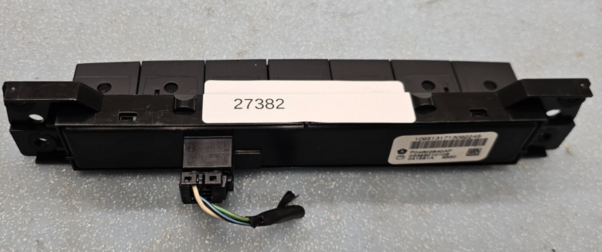 🔥08-10 Jeep Commander Grand Cherokee Dash Mounted Heated Seat Control Switch
