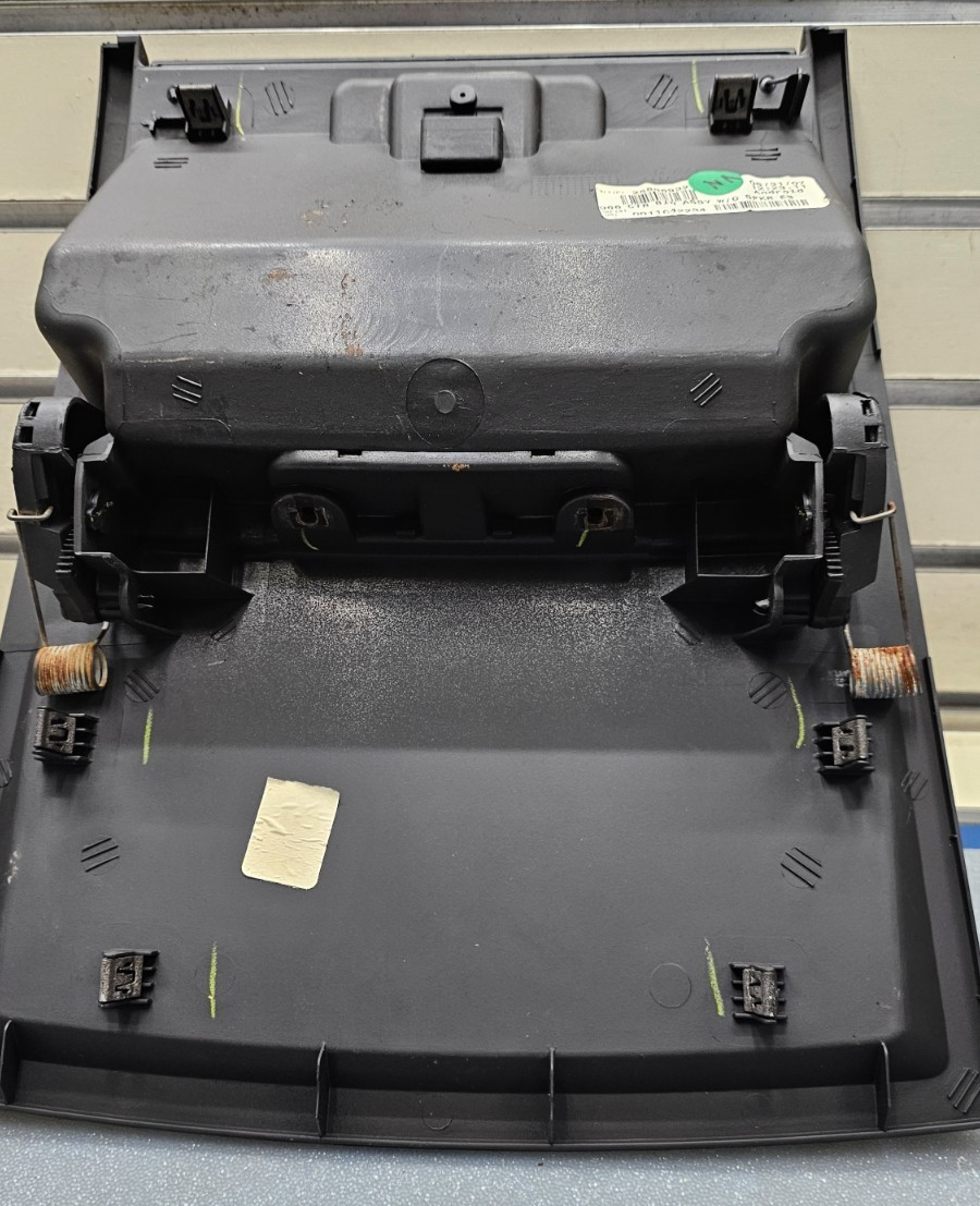 🔥07-12 Outlook Traverse Center Top Dash Storage Tray Trim Compartment Black OEM