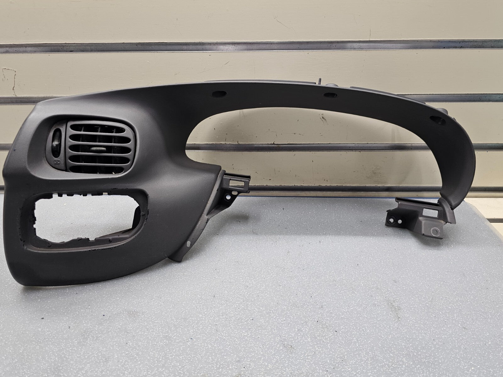 97-03 Ford F150 Dash Speedo Instrument CLUSTER Bezel Gauge Trim Panel Black C13