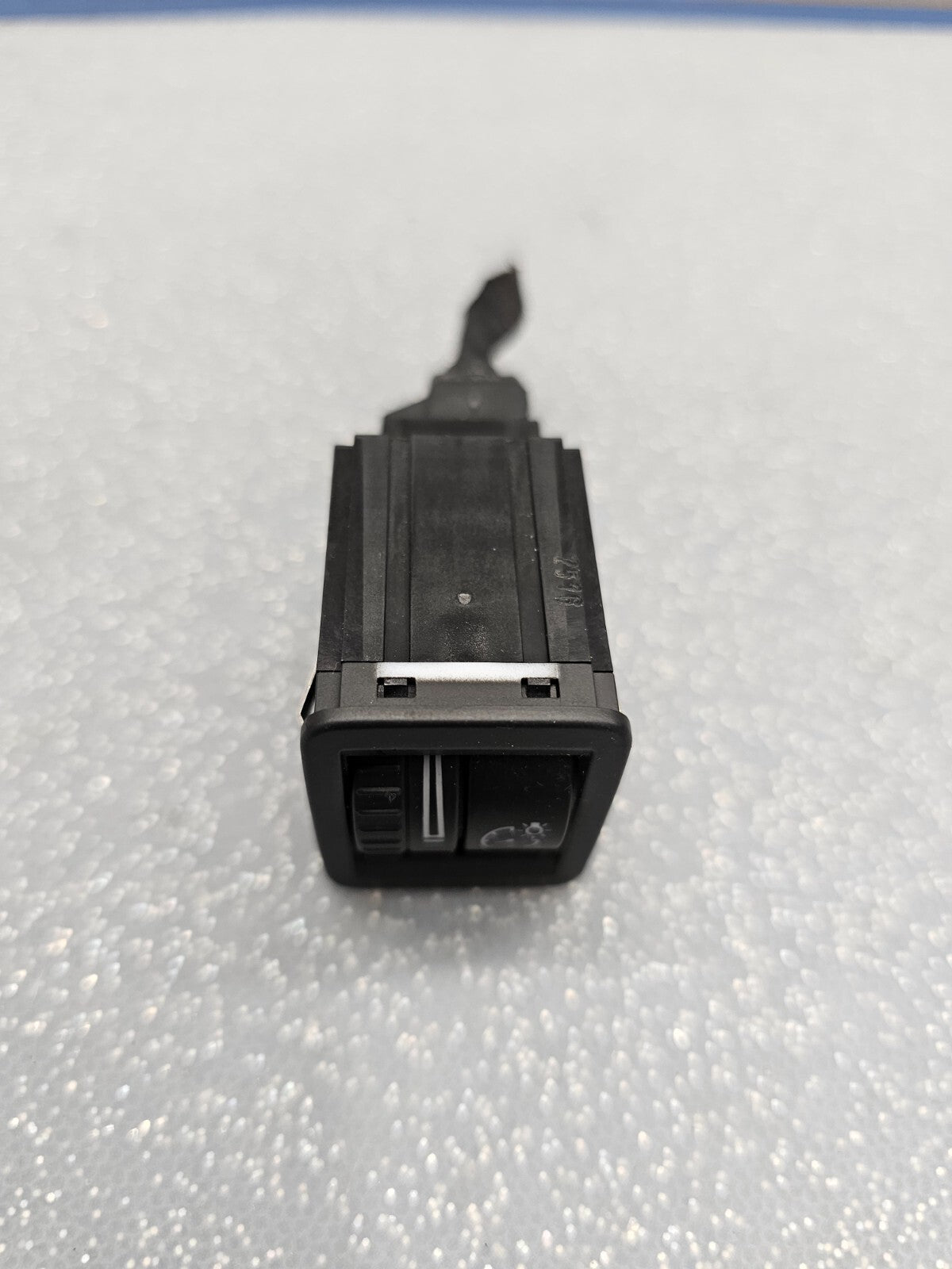 99-12 Volkswagen VW Jetta Golf Beetle GTI Rheostat Dash Dome Light Dimmer Switch