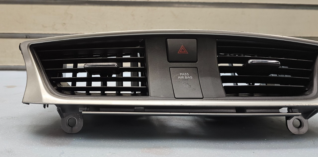 🔥 13-16 Nissan Sentra Dash Center Air  Vent Heater Conditioning Black Silver