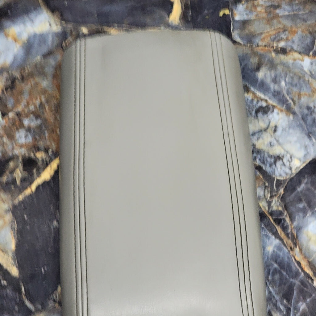 🔥02-09 Chevy Trailblazer GMC ENVOY Center Console Armrest LEATHER Lid GRAY def2
