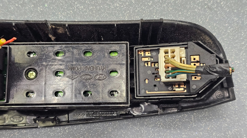 🔥05-10 SPORTAGE LEFT DRIVER MASTER POWER WINDOW SWITCH CONTROL ASSEMBLY BLACK