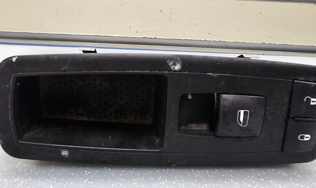 09-12 Dodge Ram 1500 2500 Right Passenger Power Window Switch Assembly Black