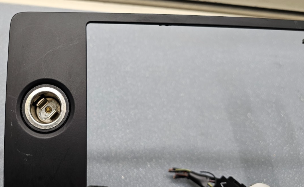 🔥05-07 FOCUS CENTER DASH RADIO STEREO CLIMATE CONTROL BEZEL TRIM PANEL BLACK