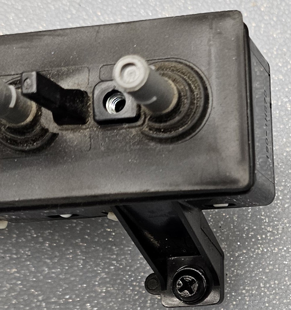 07-14 Tundra 09-16 Venza Power Left Driver Seat Switch Adjustment Regulator OEM