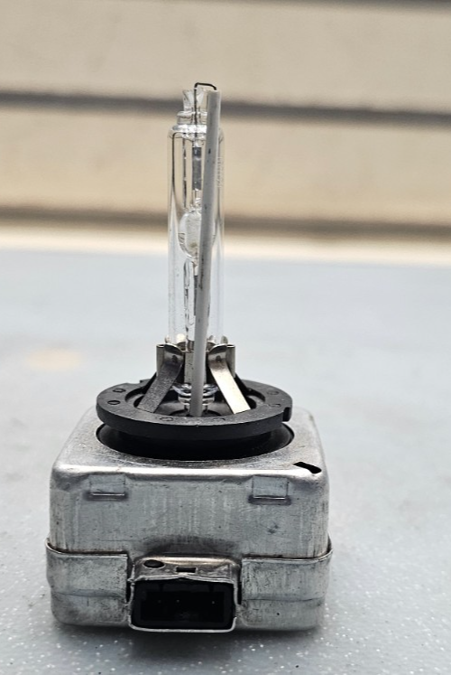 🔥02-14 VOLVO XC90 HID Xenon Headlight Bulb E4 10000K D3S 35W 09J D0T OEM