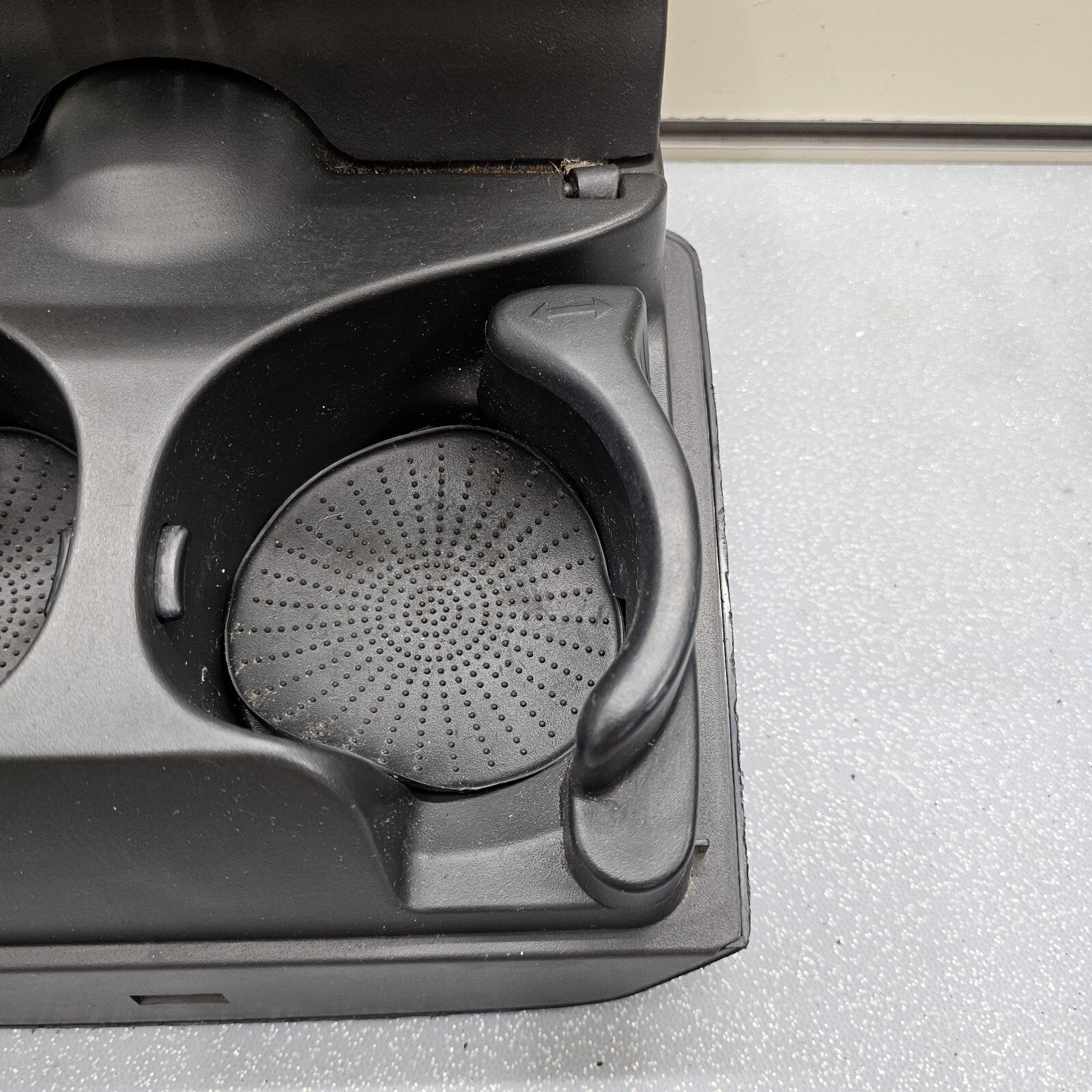 02-05 Dodge RAM Dash 2 CUP Drink HOLDER Center Console Instrument GRAPHITE CH7