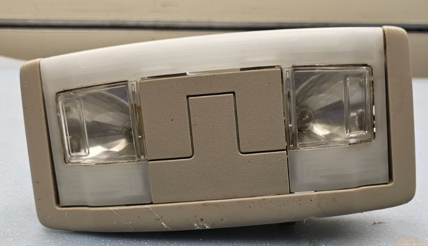 🔥09-11 Ford Focus Overhead Console Dome Map Light Lamp TAN OEM