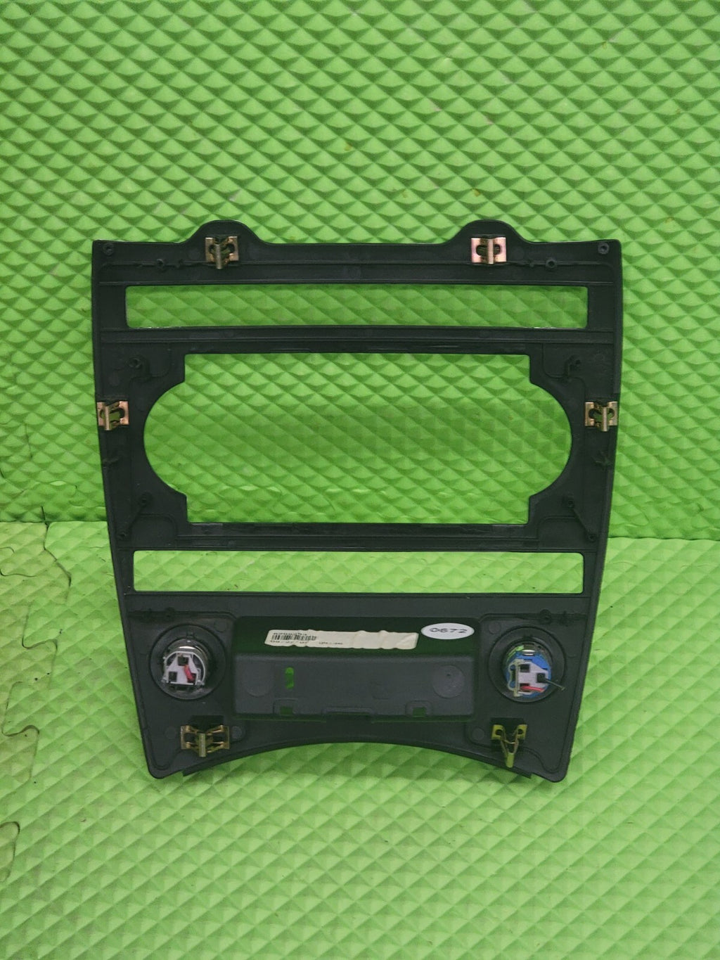🔥2005-2006 JEEP GRAND CHEROKEE DASH PANEL RADIO SURROUND TRIM BEZEL OEM B70