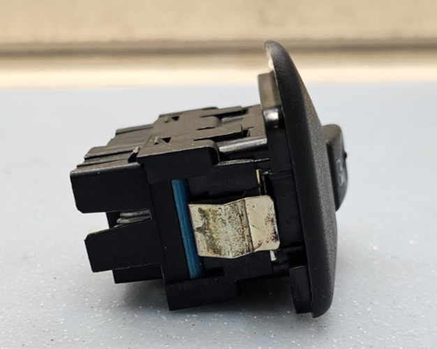 03-06 Silverado Tahoe Suburban Yukon Sierra Right Rear Window Door Switch Black