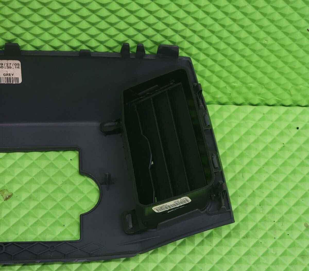 🔥05-07 Jeep Grand Cherokee Radio Dash Bezel Trim Surround Vent SLATE GRAY B30