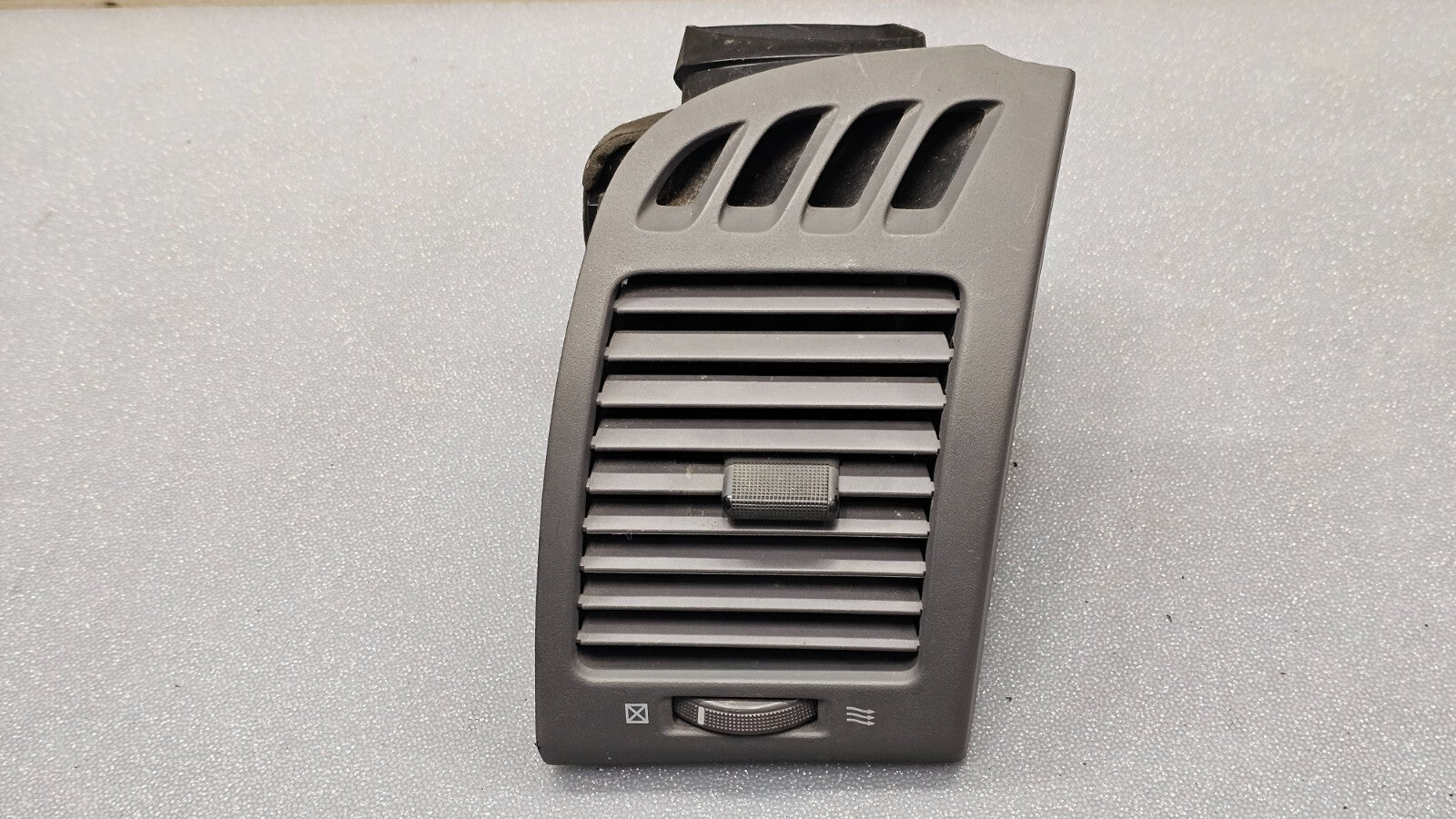 🔥02-06 TOYOTA CAMRY RIGHT PASSENGER DASH AIR VENT CONDITIONING HEATER GRAY