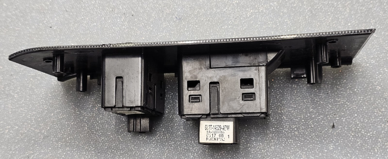 🔥08-10 FORD EXPLORER PASSENGER FRONT WINDOW CONTROL OEM