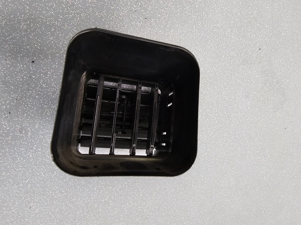 🔥2004-2012 Chevy Colorado GMC Canyon Dash Outer Air Vent LH Driver Side BLACK