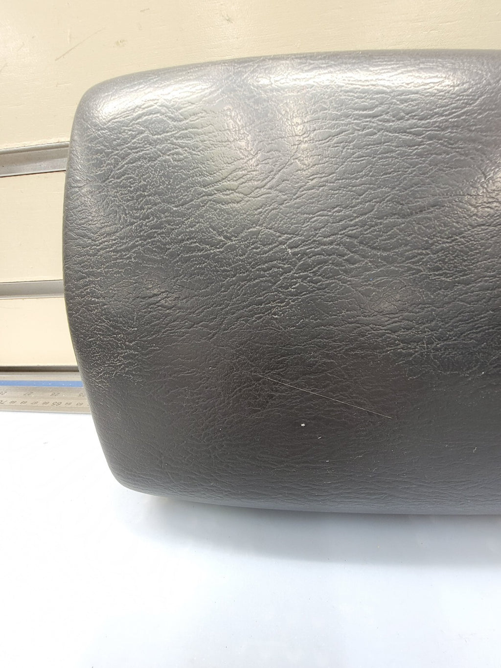 🔥2002-2007 Jeep Liberty Center Console Arm Rest Lid Black OEM