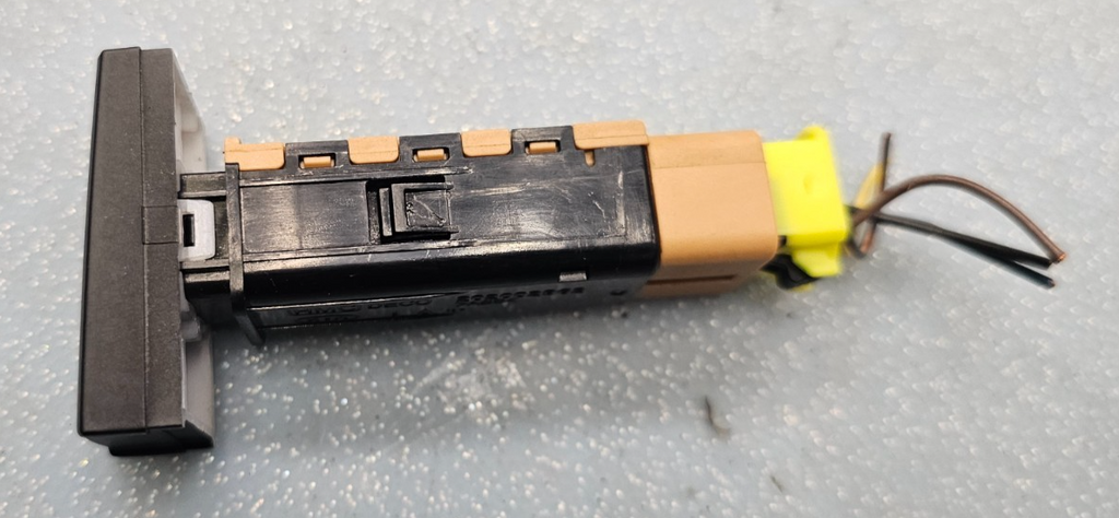 🔥09-12 HYUNDAI SANTA FE Rear Window Heating Heated Switch Button Assembly OEM