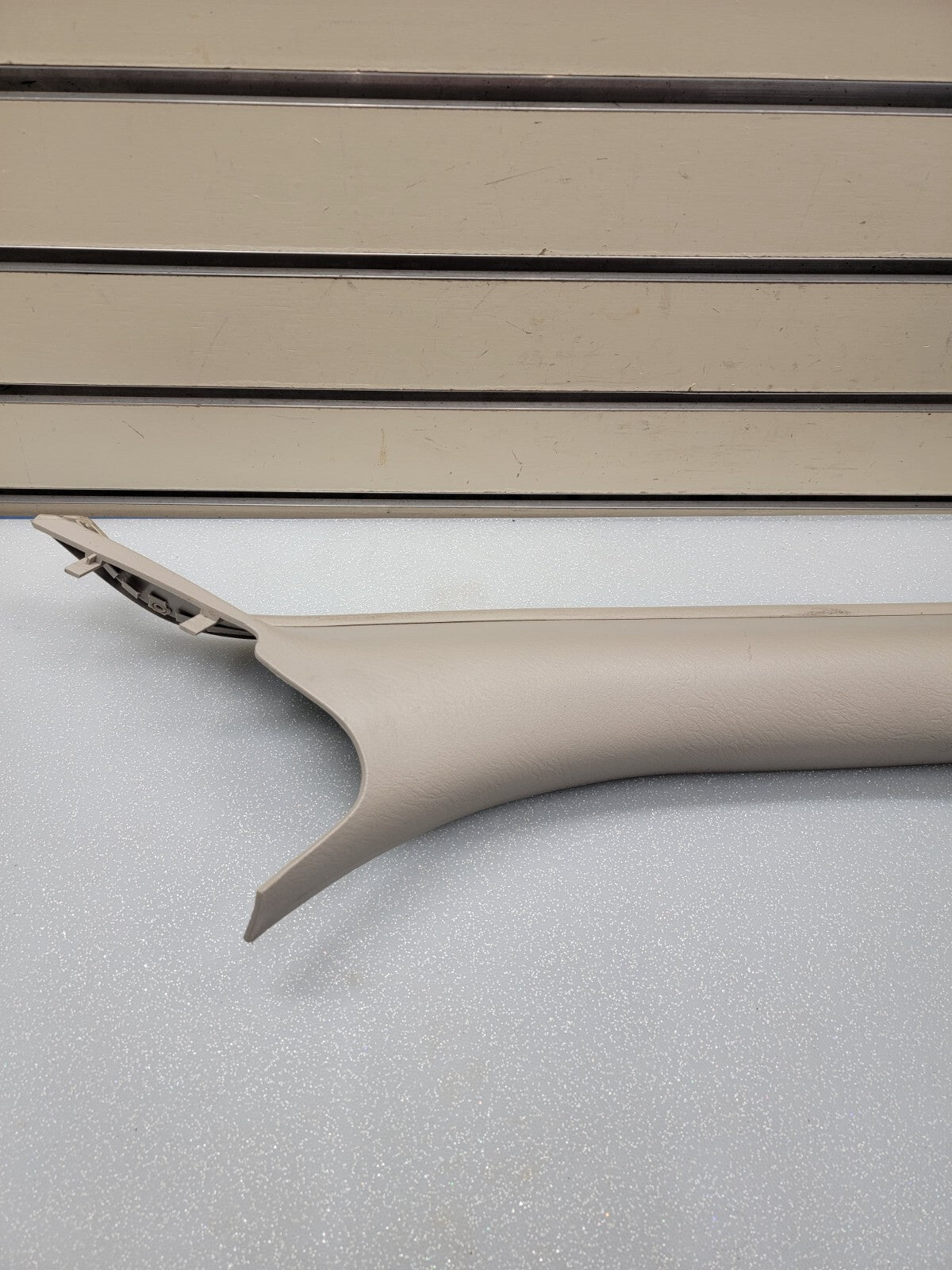 02-10 Dodge RAM A Pillar Panel Trim Molding RIGHT PASSENGER Grab Light GRAY P5