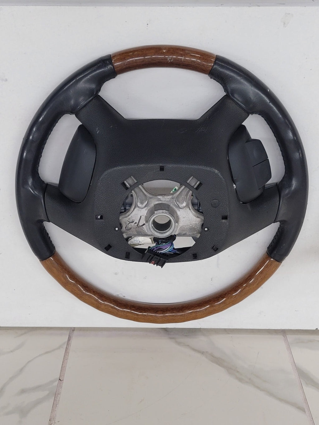 🔥2009 - 2012 Buick Enclave Woodgrain Black Leather Power Steering Wheel