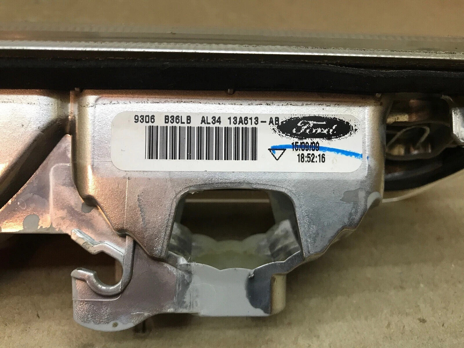 🔥09-14 Ford F150 High Mount Center Third Brake Stop Light Red