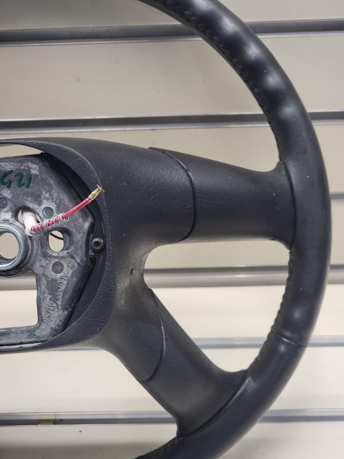 🔥03-06 SILVERADO SIERRA YUKON TAHOE SUBURBAN STEERING WHEEL LEATHER BLACK