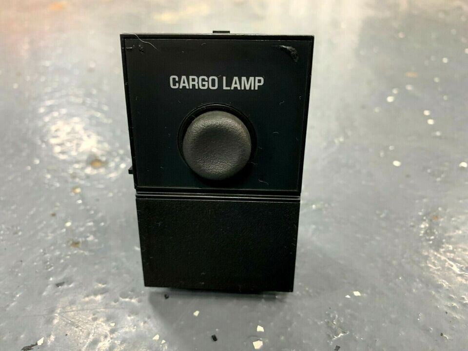 99-02 CHEVY SILVERADO SIERRA TRUCK FOG DRIVING LIGHT CARGO LAMP LIGHT SWITCH OEM