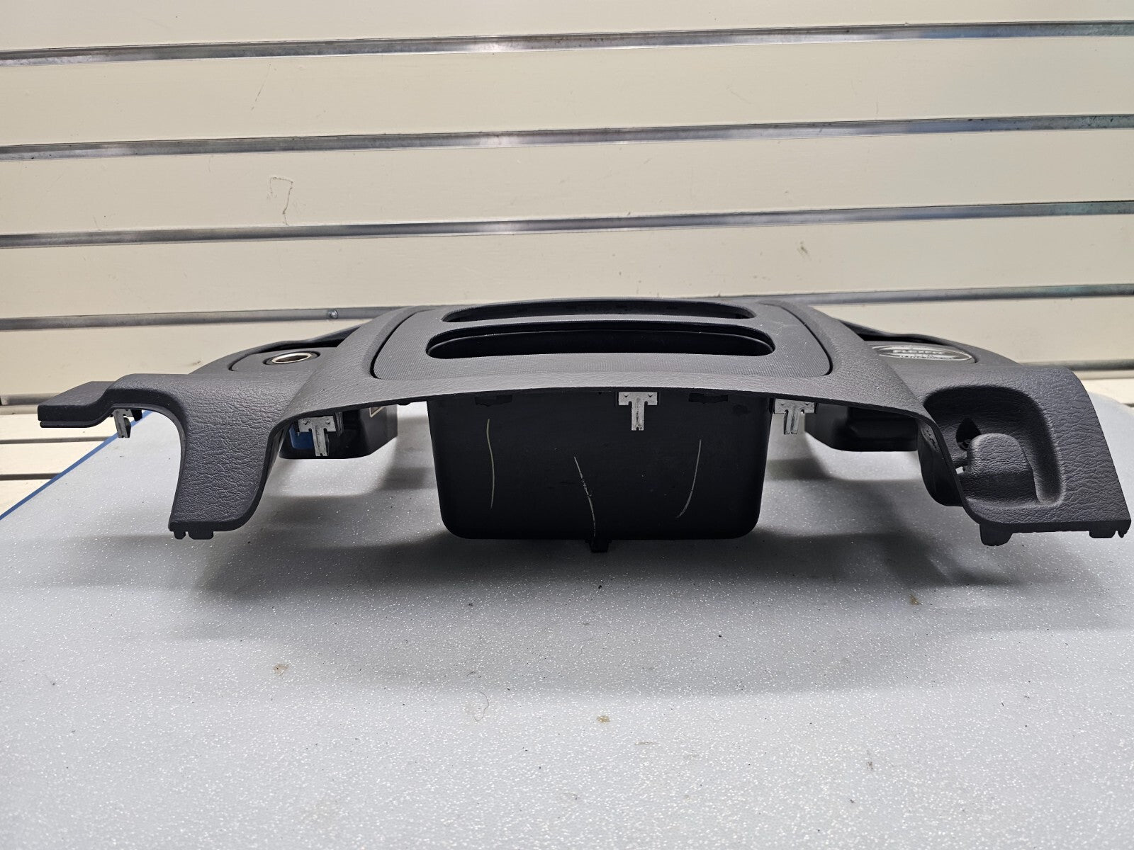 🔥02-05 Dodge RAM Dash RADIO SUUROUND Bezel Climate Trim Panel Storage Black B10