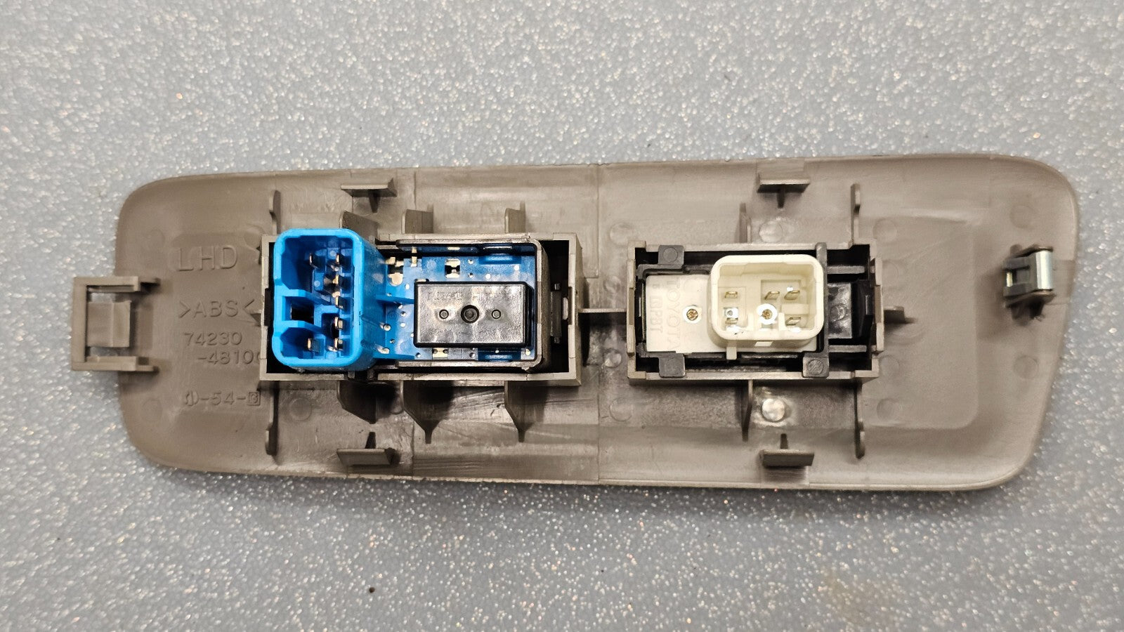 🔥01-07 Highlander Right Passenger Power Window Control Switch Assembly Tan