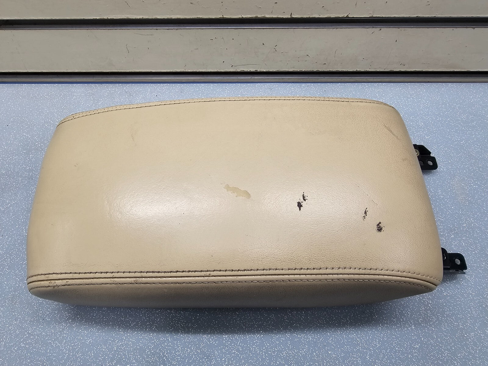 🔥02-06 CAMRY SOLARA LEXUS ES330 CENTER CONSOLE LID ARM REST COVER ASSEMBLY GRAY