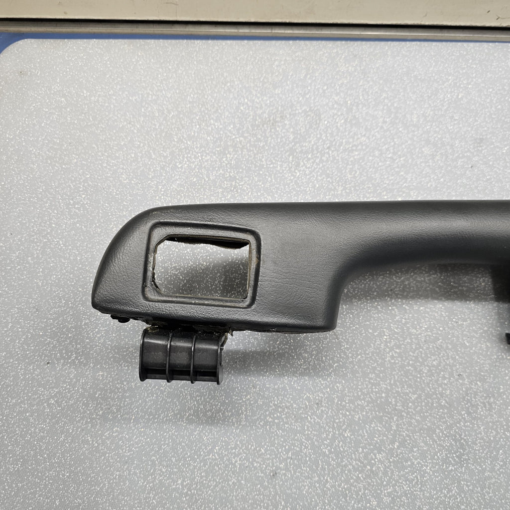 🔥99-06 Chevrolet GMC SilveradoTahoe Rear RIGHT Door Armrest Handle GRAPHITE H3