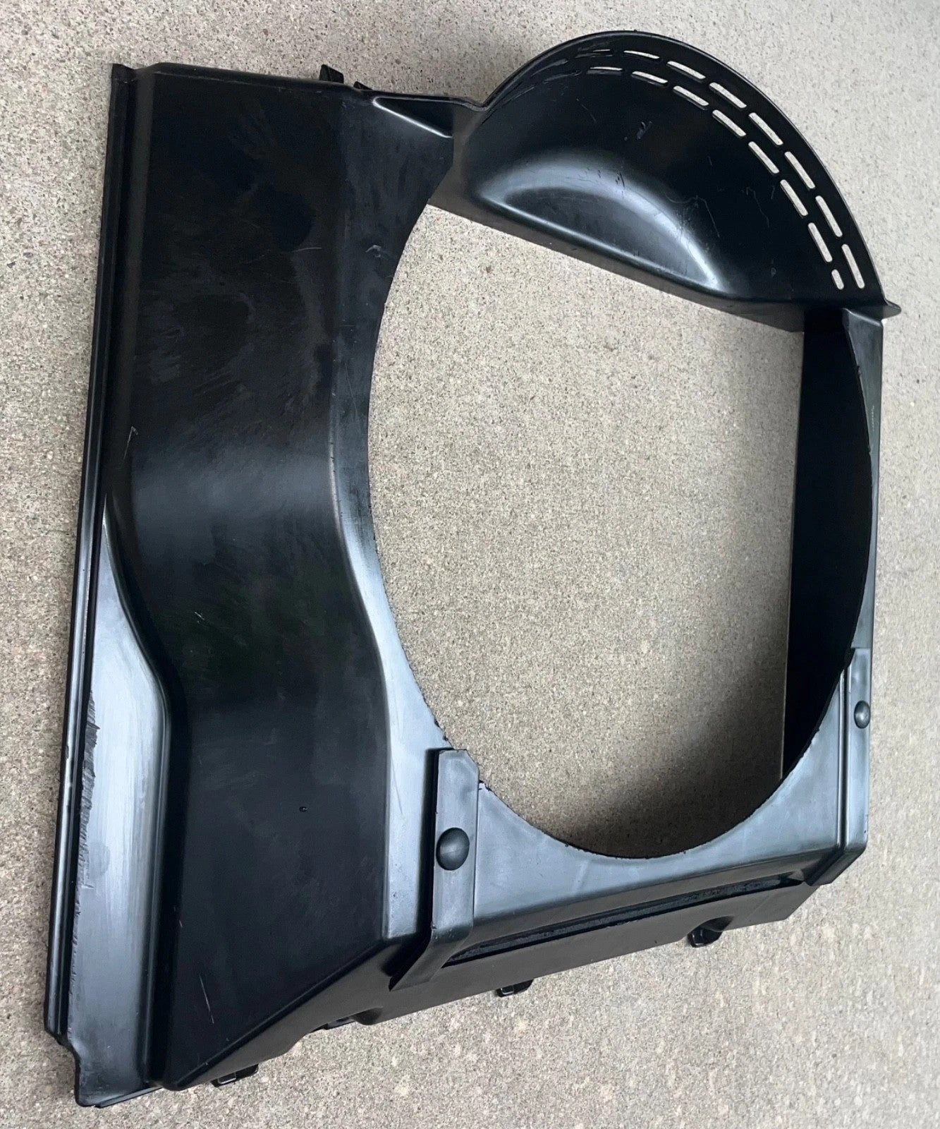 🔥93-98 Jeep Grand Cherokee ZJ Cooling Fan Radiator Shroud 5.2 V8 OEM