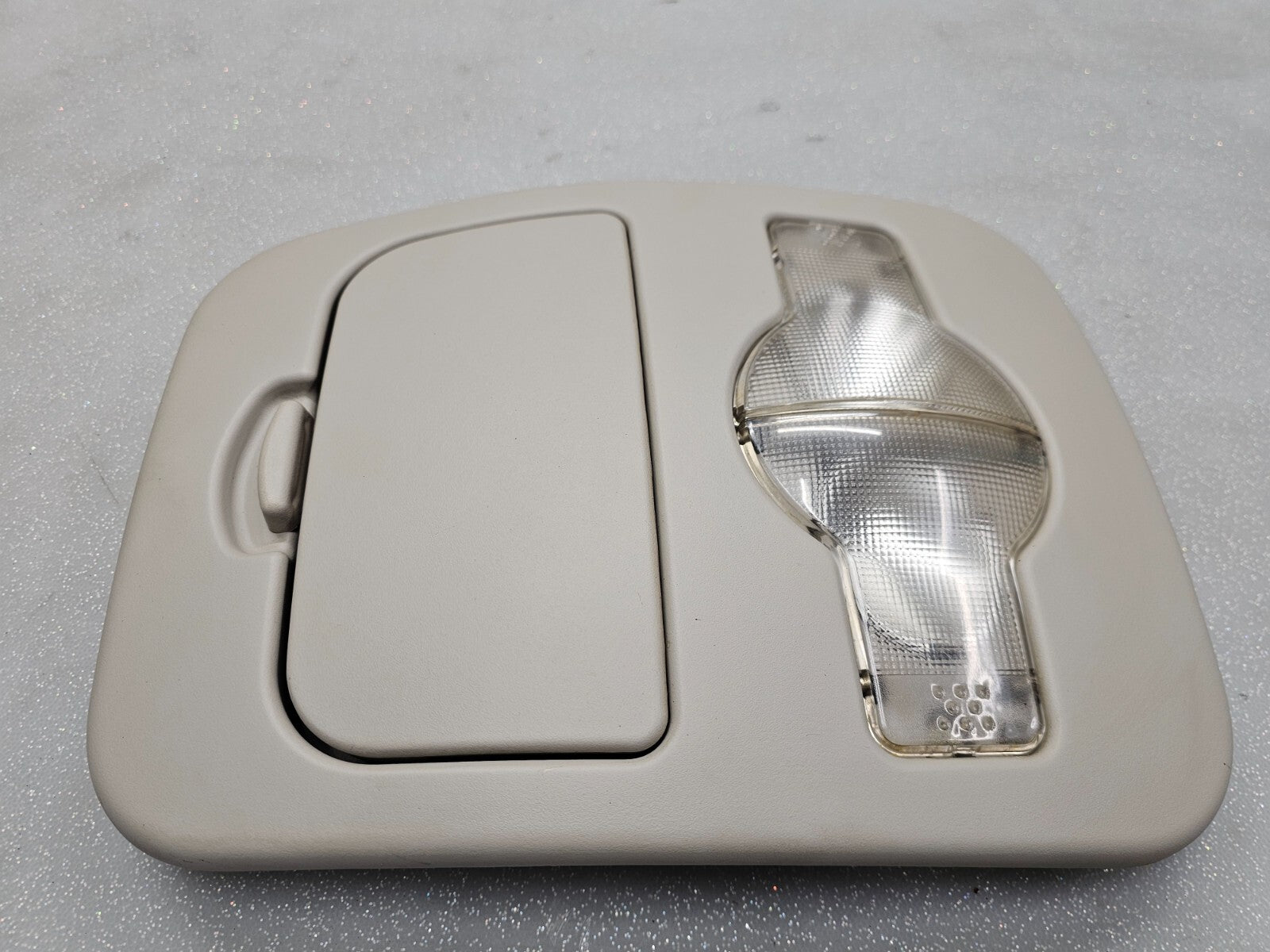 04-08 Pontiac Grand Prix Front Overhead Console Dome Map Light Sun Roof Assembly