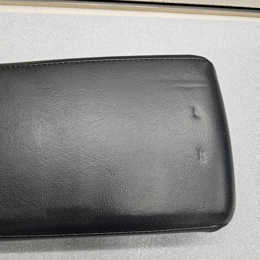 🔥08-10 Dodge Charger Center Console Arm Rest Lid Leather Assembly Cover BLACK