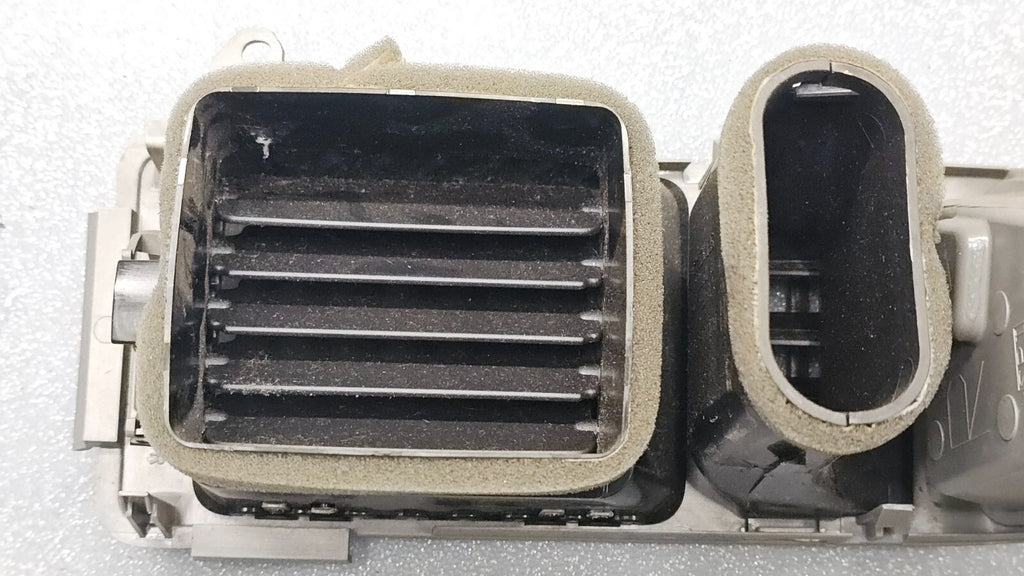 🔥05-15 TITAN ARMADA QX56 DASH RIGHT PASSENGER AIR VENT HEATER CONDITIONING TAN