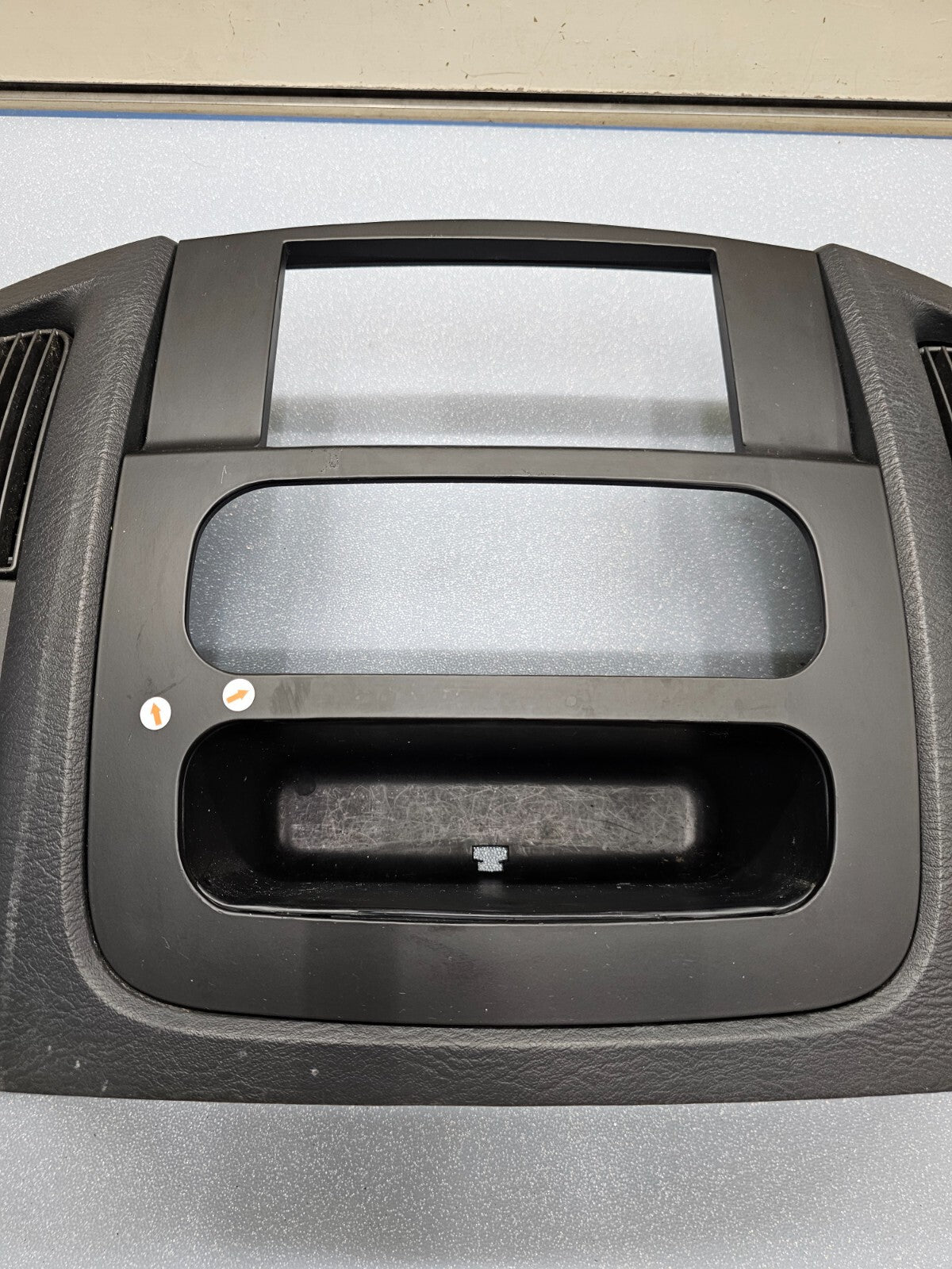 🔥02-05 Dodge RAM Dash RADIO Bezel Climate Trim Panel   Vents Storage BLACK B10